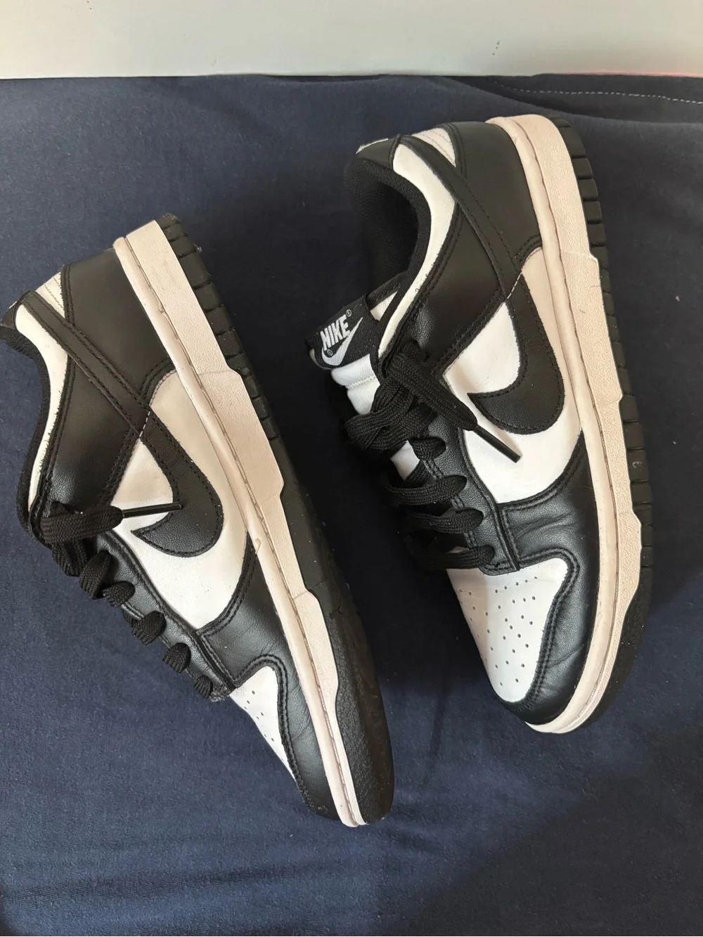 Nike Women’s 7.5 Black and White Low Panda Dunks